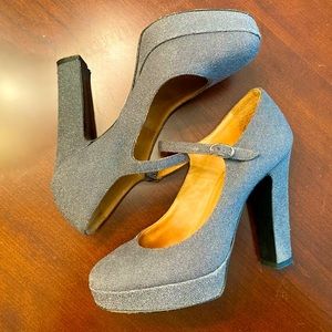 Barneys New York 37.5 gray platform shoes